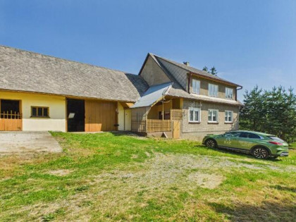 Dom z dużą działką 2181 m² – Lipnica Mała