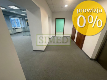 Przedwojenna kameralna kamienica biurowa,recepcja.