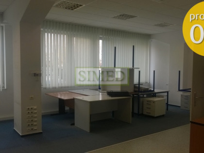 Parter222 m 2,strefa dostaw od parkingu,dostep24 .