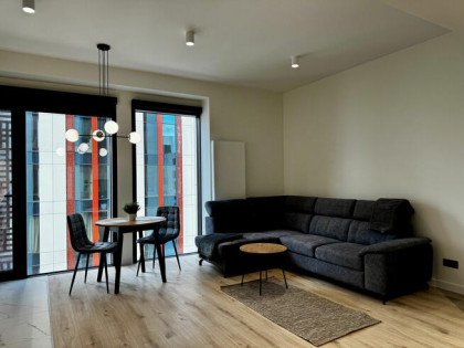 Apartament przy rondzie Daszyńskiego - Skyliner (Wola)