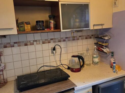 Odstàpie kawalerke w Prywatnej kamienicy