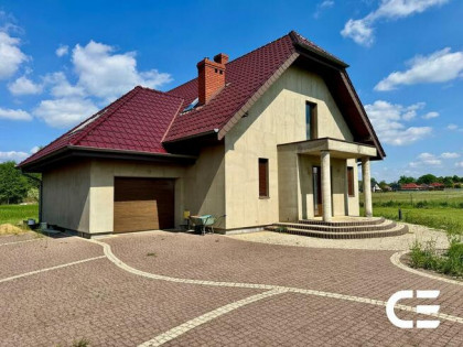 Dom w Wesółce | własny staw | działka 30 arów