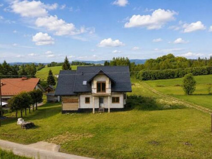 Dom Poraż gm. Zagórz,