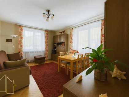 2 pokoje po remoncie | parter | garaż | komórka 9,80 m²
