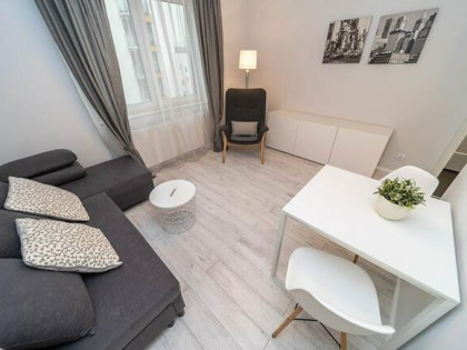 Piękna kawalerka - Legnicka 57E, Fabryczna