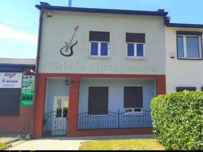 Dom + lokal część usługowa Centrum