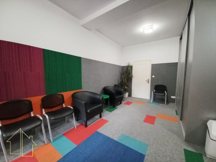 Lokal usługowy z częścią mieszkalną centrum
