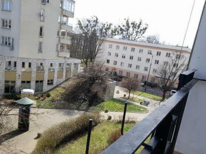 Dwupokojowe mieszkanie z widną kuchnią na Górnym Mokotowie