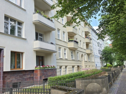 Prestiżowa lokalizacja! 3 pokoje w kamienicy.