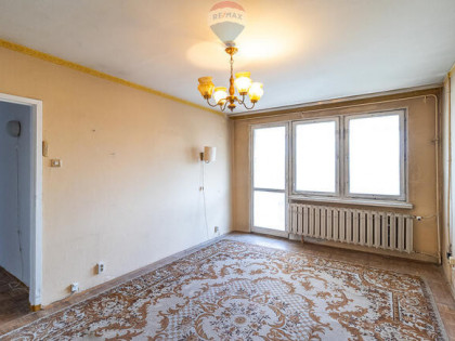 2 pokoje z balkonem na Bałutach – pod remont