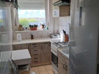 Sprzedam: 3 pok-ok.52 m2-III piętro-balkon-KONIN