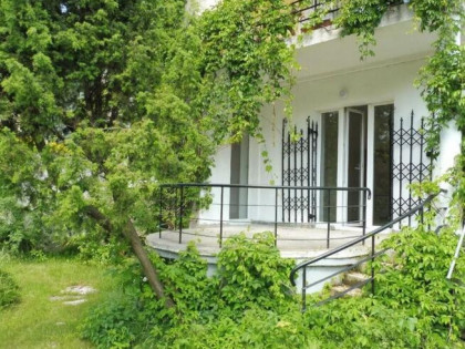 Biuro w zabytkowej Willi z ogrodem - Żoliborz