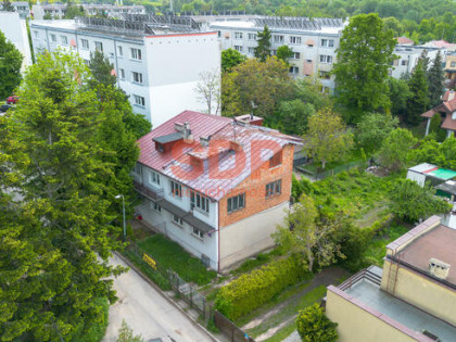 Dom Łódź Bałuty, Radogoszcz-Zachód, Złocieniowa
