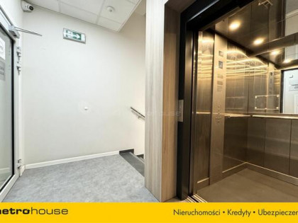 ALEKSANDRÓW ŁÓDZKI-na wynajem lokal 57 m2.