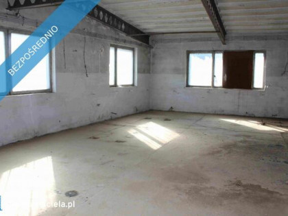 Budynek warsztatowy 150 m² z potencjałem mieszkalnym (LOFT)