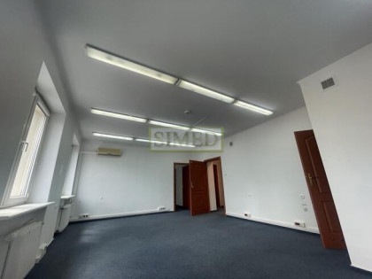 Zadbany obiekt,dwustronny lokal,dobry dojazd,cisza
