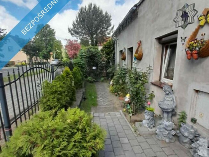 Mieszkanie 2-pokojowe 49,7 m² w DWURODZINNYM DOMU | parter | OSOBNE WEJŚCIE