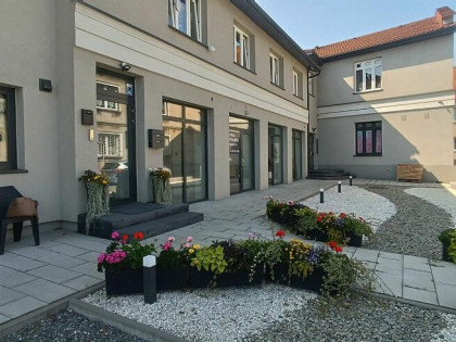 Nowoczesny, blisko Rynku lokal usług.-handl.do wynajęcia Żory