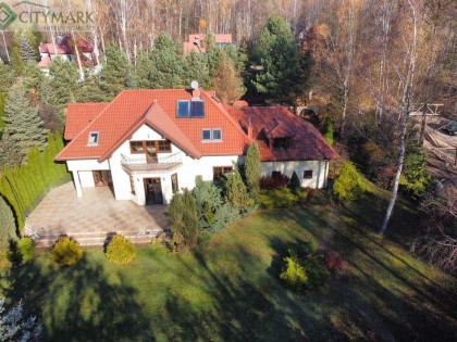 Dom Łomianki Dziekanów Polski