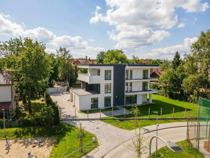 Lokale/ piętra usługowe ul. Huculska 9 własna aranżacja