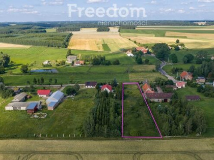 Działka 3352 m² w Bartkach