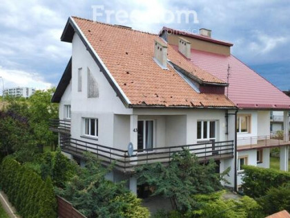 Przestronny dom rodzinny z garażem | Koło