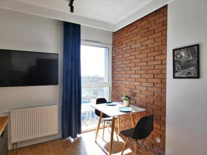 Nowoczesna kawalerka w centrum – Wigury 23