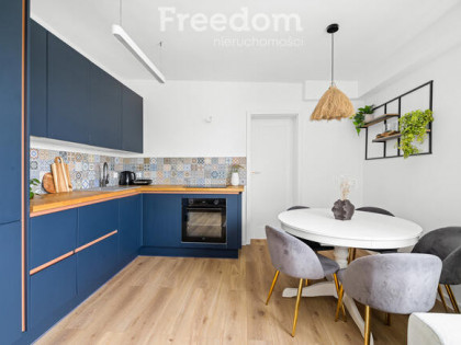 3 pokoje po generalnym remoncie | balkon