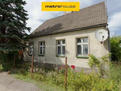 DOM WOLNOSTOJĄCY w Barwicach - budynki gospodarcze