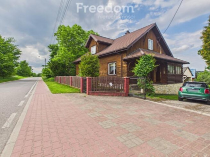 Dom z zabudowaniami i działką 6621 m², Szypowice