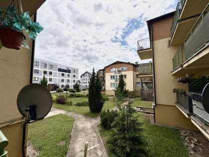 3 pokoje na zielonych Maślicach_balkon_piwnica