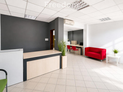 Lokal do wynajęcia 83m2 z miejscem postojowym