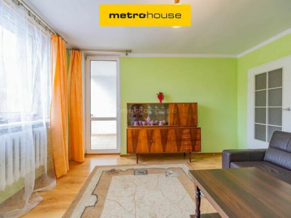 Olecko Centrum / 2 pokoje / 1 piętro / balkon