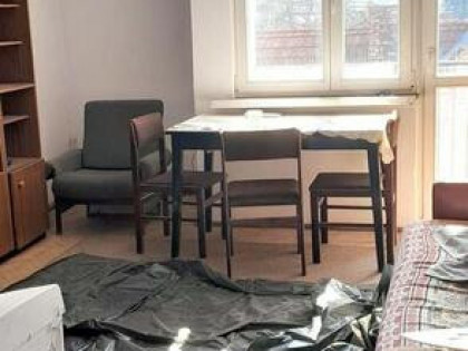 **NOWY SĄCZ, CENTRUM - 2 POK. 44 M2 - 270 TYS. ***