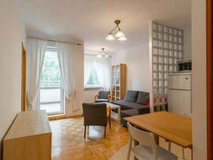 2 pokoje+balkon i mp w garażu- Jastrzębowskiego 24