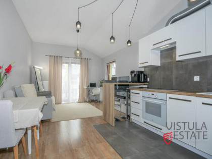 Ciche| 2M z balkon| 14 min -centrum| nowoczesne os