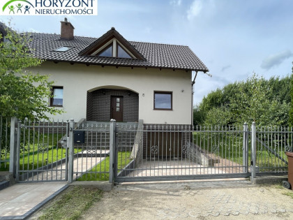 Pępowo - dom na kameralnym osiedlu