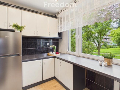 Rodzinne mieszkanie, parter, 4 pokoje, balkon