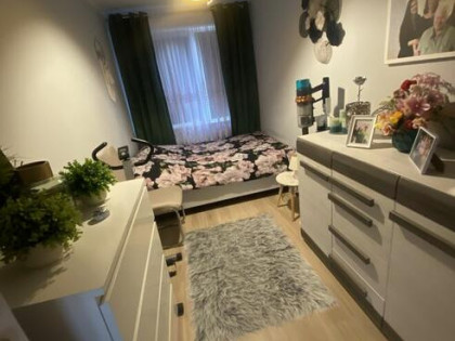 Sprzedam mieszkanie 48m2 na 1 piętrze