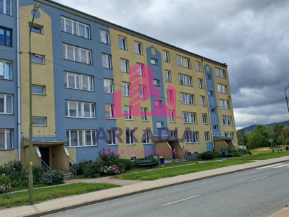 4 pokojowe  mieszkanie 79 m² ,Pieszyce