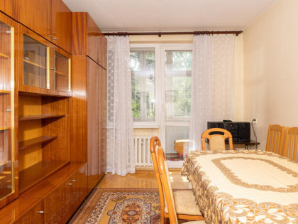 Niebanalne mieszkanie w stylu lat 70. | ul. Pereca