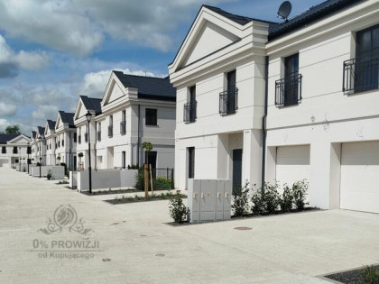 WILLOWY DOM Z OGRODEM I GARAŻEM -stylowa architektura - Cesarzowice