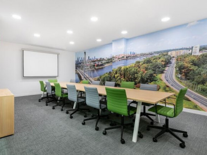 biurową na planie otwartym w Regus North Gate