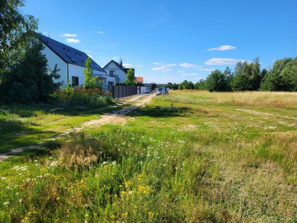 Działka 1500 m² z WZ i mediami!
