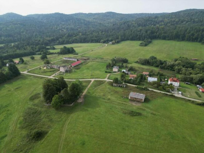 2 działki sprzedawane razem 9 i 46 arów inwestycyjne, budowl