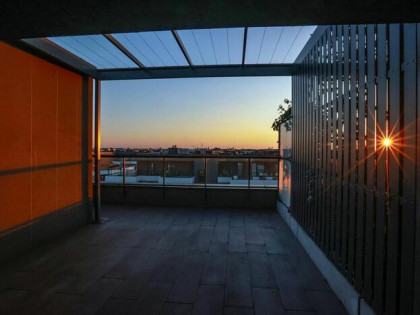 Dwupoziomowy penthouse z trzema tarasami, Jagodno