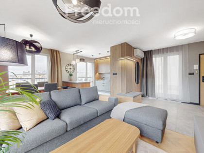Czteropokojowy apartament z tarasem - Centrum