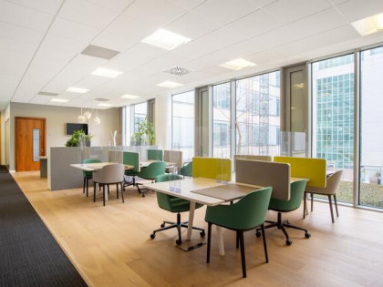 Znajdź własne biurko w lokalizacji Regus Bonarka