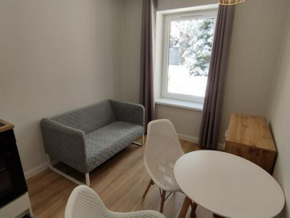 Wynajmę 2 pokoje pet-friendly - Skarbnika 21