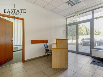 9 gabinetów | Parter | Niezależne wejście
